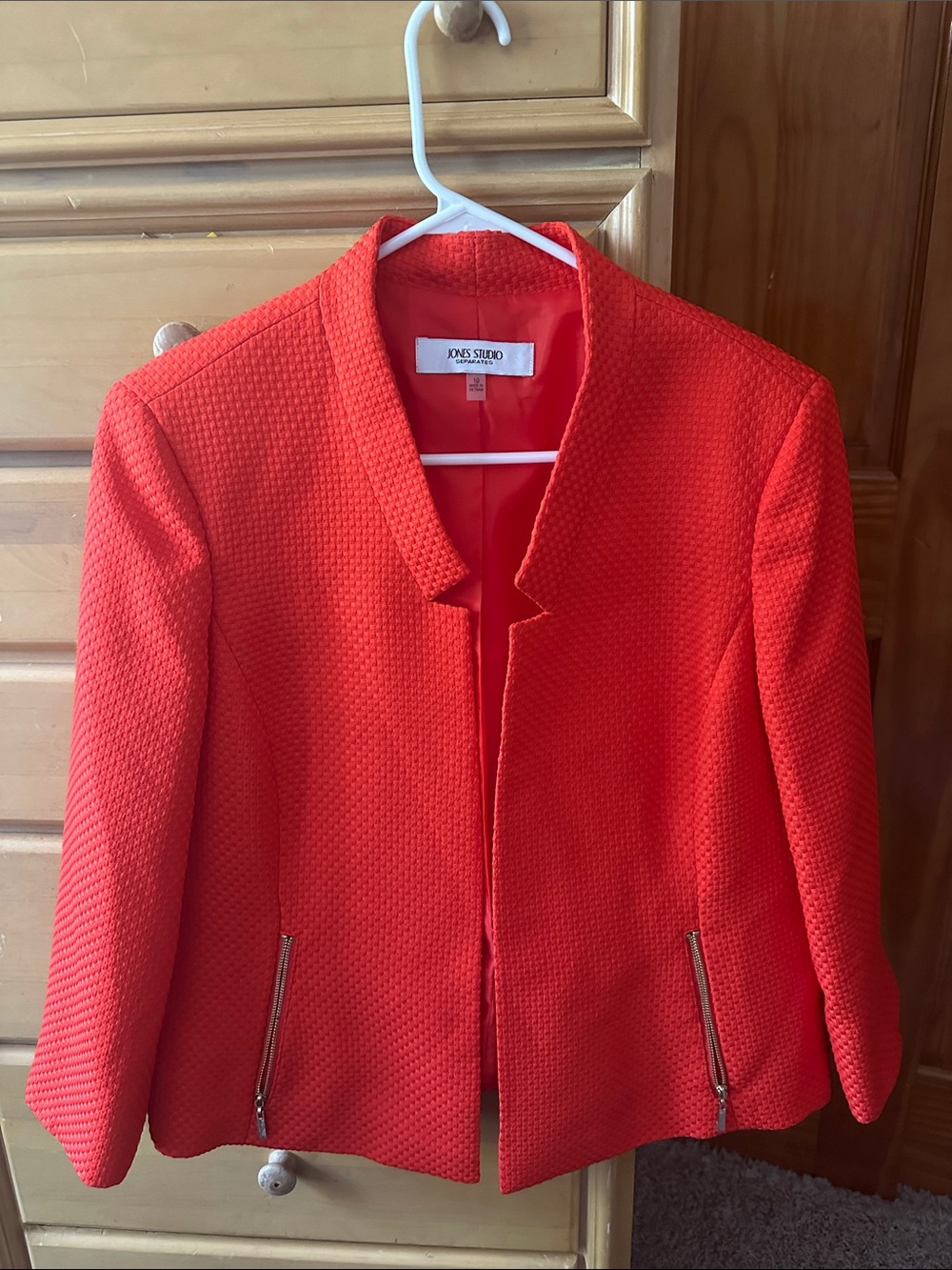 Jones Studio Vibrant Orange Textured Collarless Zip-Pocket Jacket